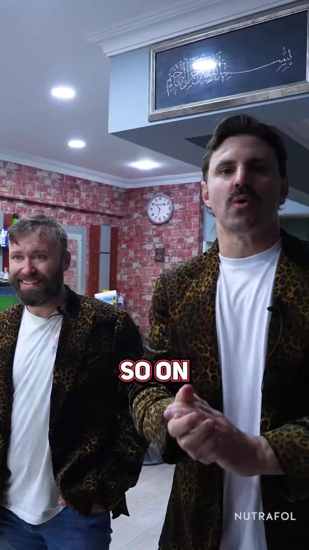 Viva La Stool: The last time Donnie and Dave were in Turkey they didn’t have the chance to get the full Turkish Barber experience

This