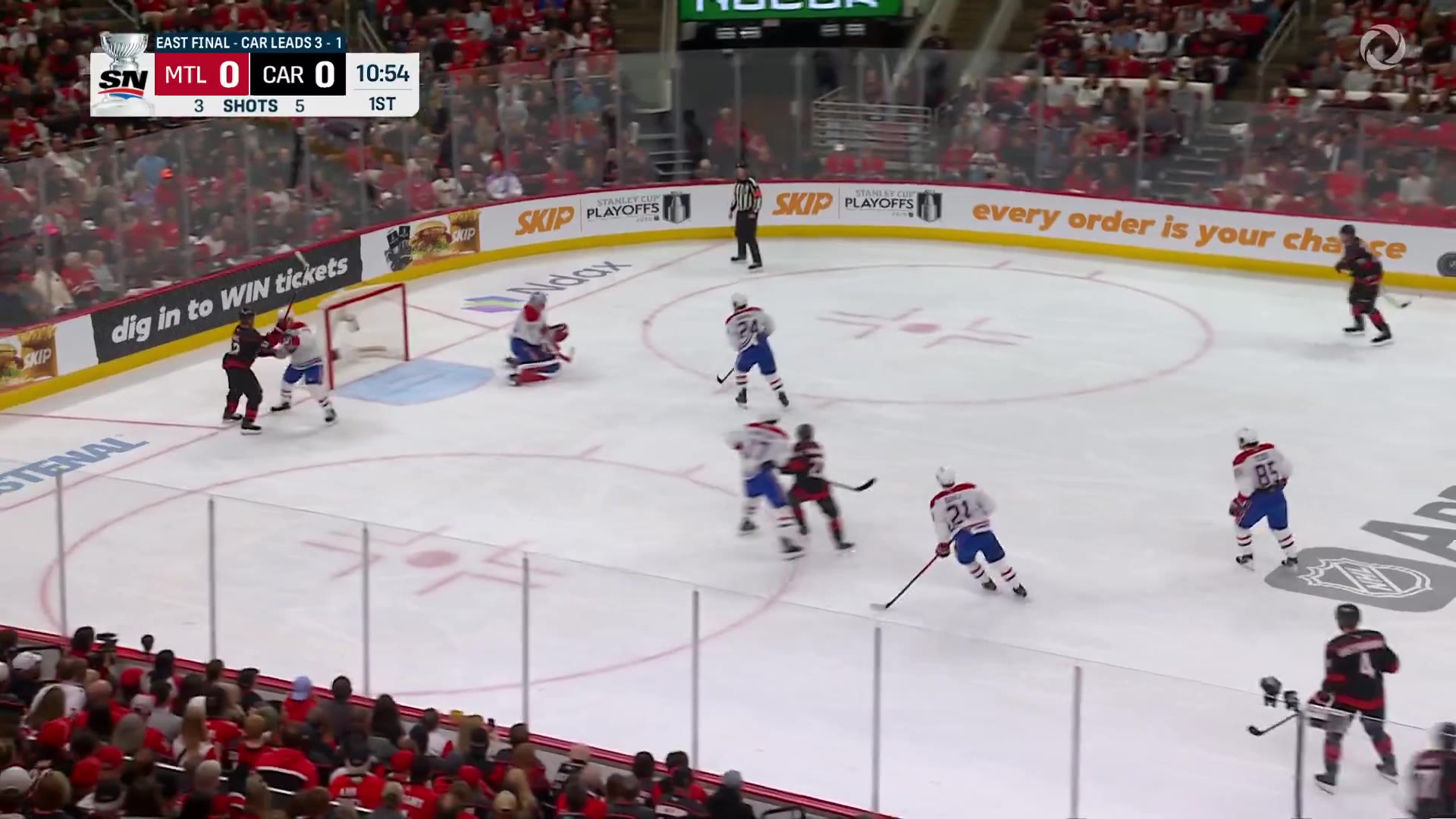 Barstool Gambling: Was this goalie interference? https://t.co/hzxPogAdlD