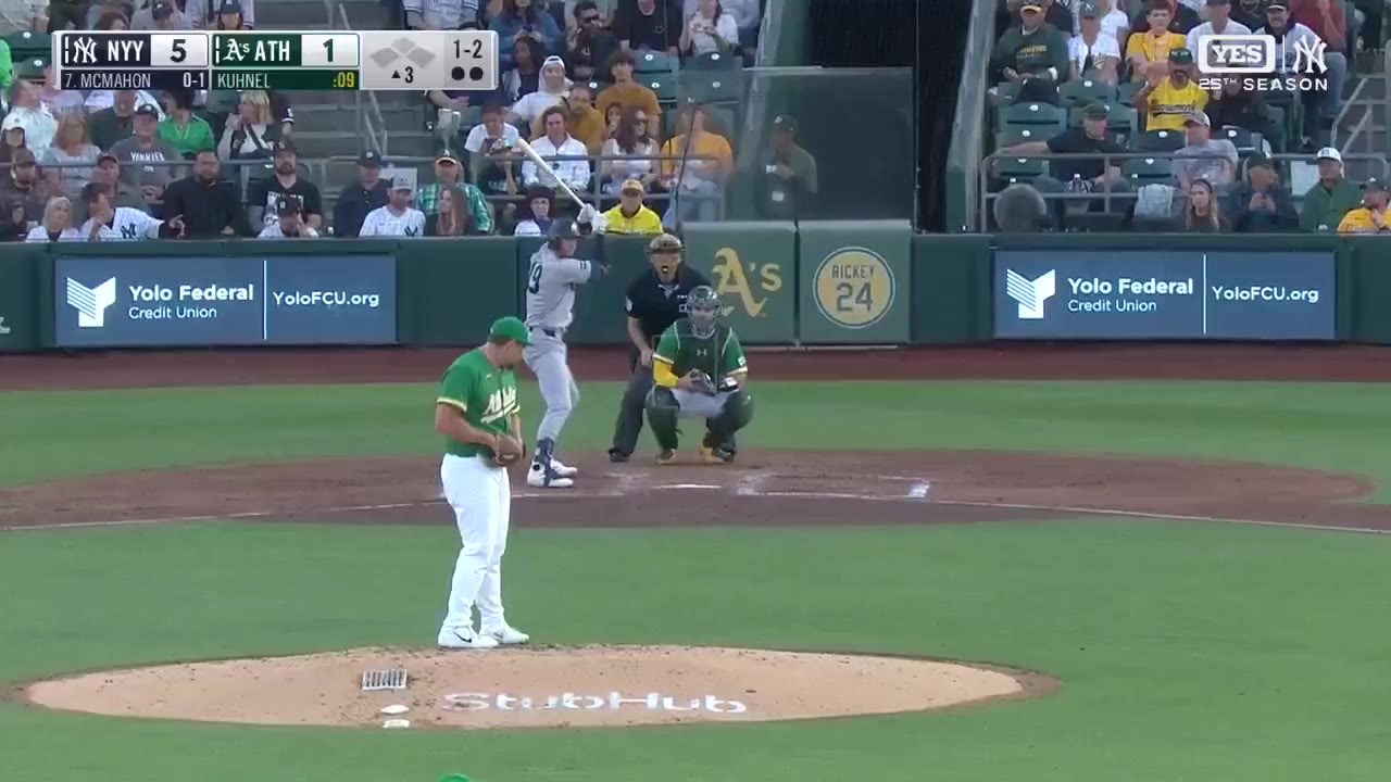 Eric Hubbs: A pulled McMahon homer! That's when you know it's their night https://t.co/McW5HMdXyz