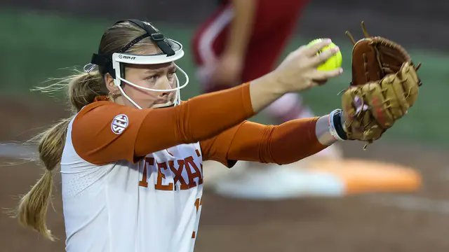 Barstool Sports: Whatever it takes: Texas softball player eats Ladybugs anytime she sees one for good luck https://t.co/xuHlIL7Ex7