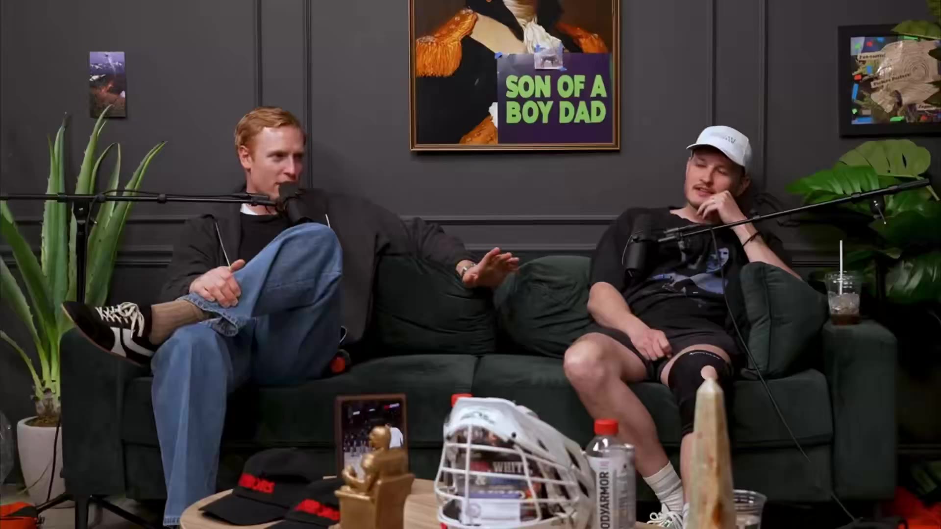 Barstool Sports: Drinking at a pub in Ireland https://t.co/KKrHr5ZCal