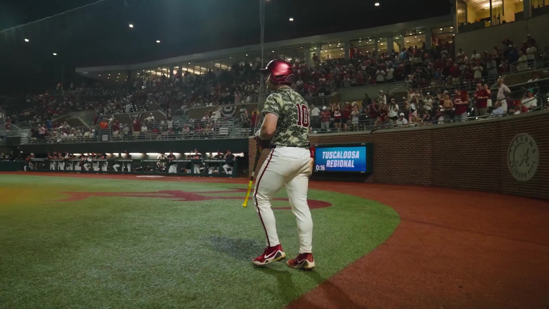 Barstool Sports: Alabama baseball did a Moneyball edit for their clinching regional home run 

How can you not love college baseball? htt