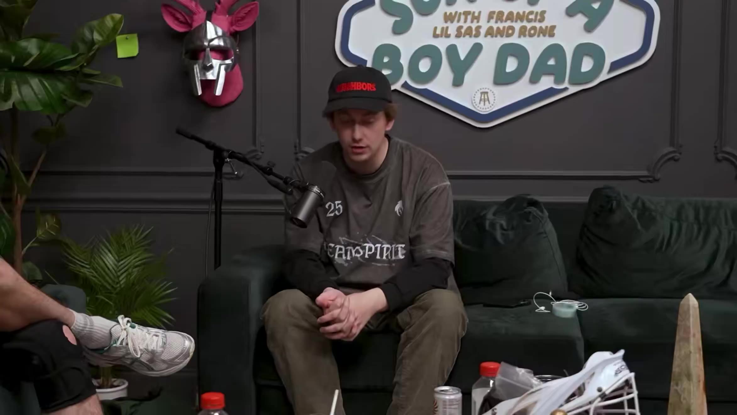 Viva La Stool: “I don’t wanna put you guys on blast…” -@lilsamsquanch66 https://t.co/elUzvXGFhj