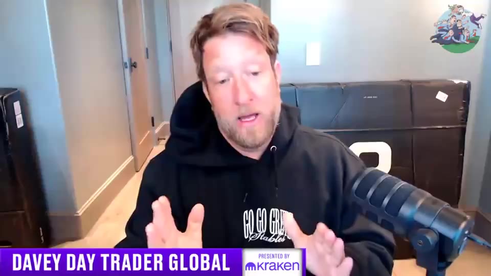 Viva La Stool: Dave Portnoy isn’t panicking over crypto… but he may just be panicking over crypto… https://t.co/0SuRVlLLkw