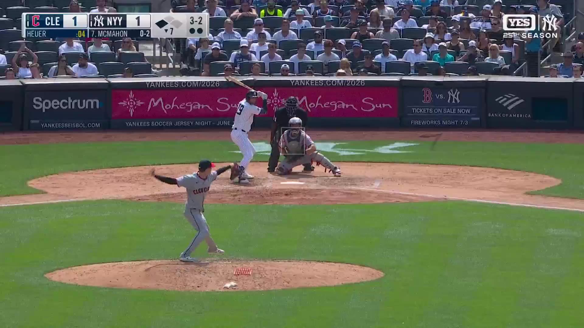 Eric Hubbs: Mac! Little two out RISP hitting for a late lead. Sure!  https://t.co/wXuDNO7IZU