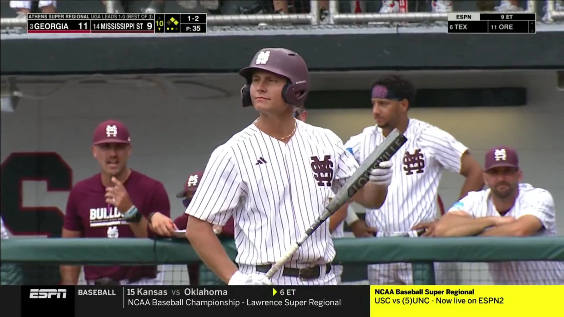 Barstool Baseball: JUSTIN BYRD FIRES HIS GLOVE IN THE AIR

THE GEORGIA BULLDOGS ARE GOING TO OMAHA  https://t.co/ONGcs32ND7