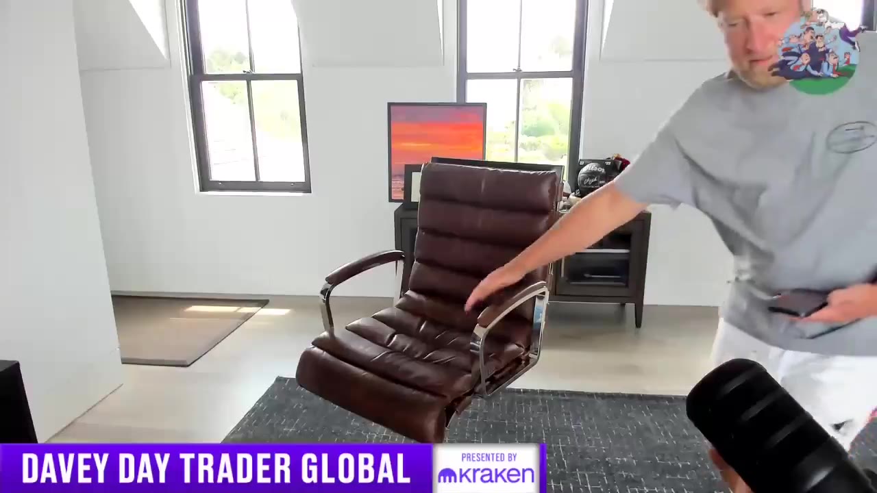 Viva La Stool: With DDTG, Dave Portnoy swings for the fence. https://t.co/AjmkR87byn