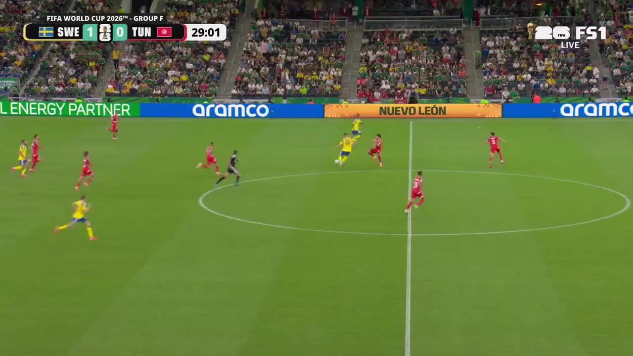 Barstool Gambling: Alexander Isak CLINICAL finish to put Sweden up 2-0 https://t.co/CdHaDU3DHi