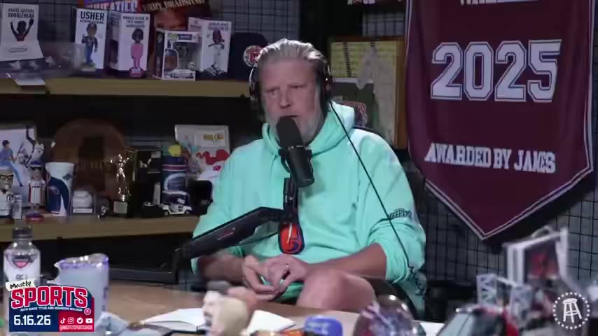 Viva La Stool: BFW on JJ McCarthy https://t.co/IBpY63XrRU