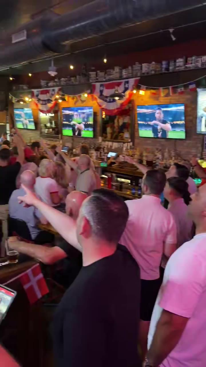 World Cup Fever Hits America And The Brits Are Already Winning The Vibes War
