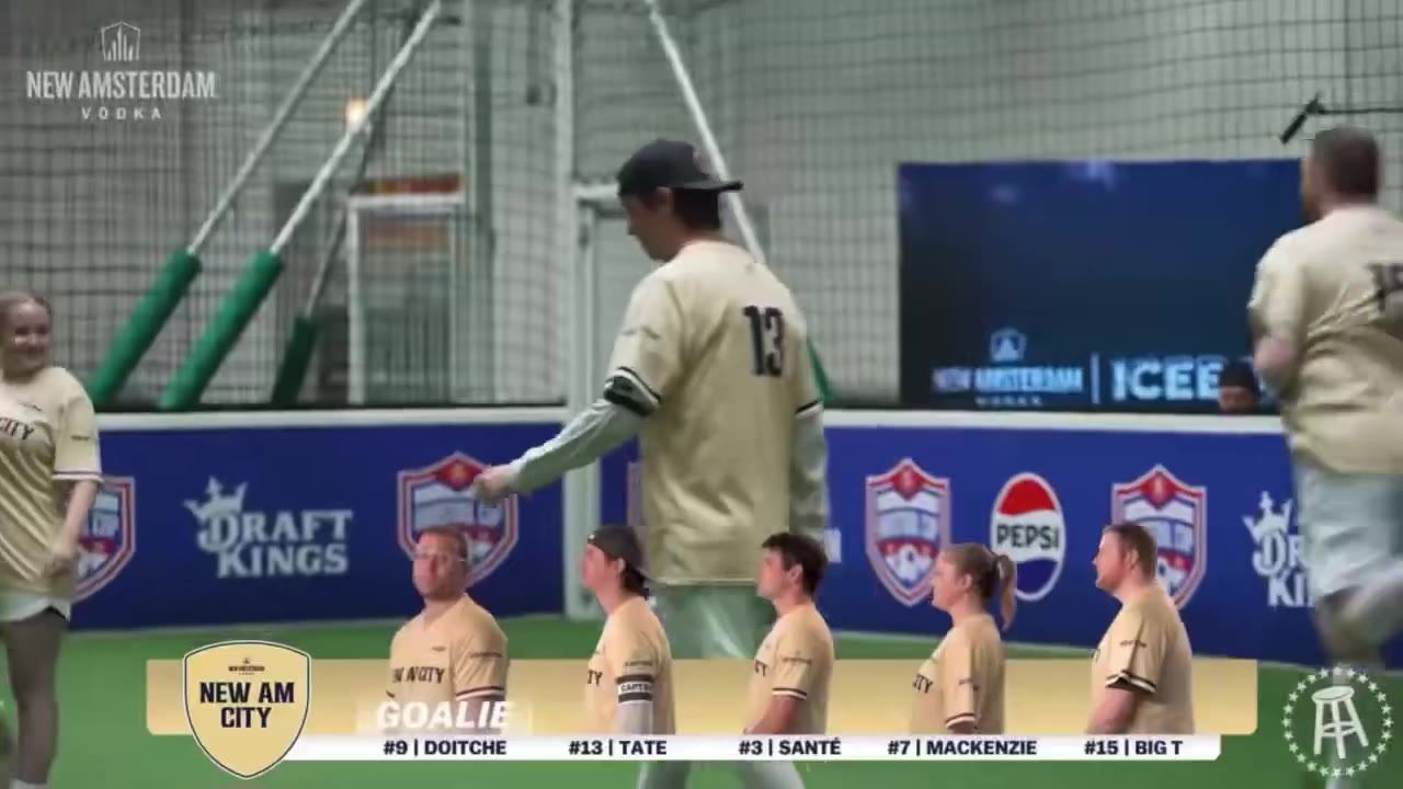 Viva La Stool: If Big T is gonna hit the pitch, he’s gonna make sure he’s loose and ready to go. https://t.co/Ysk4LHMWVb