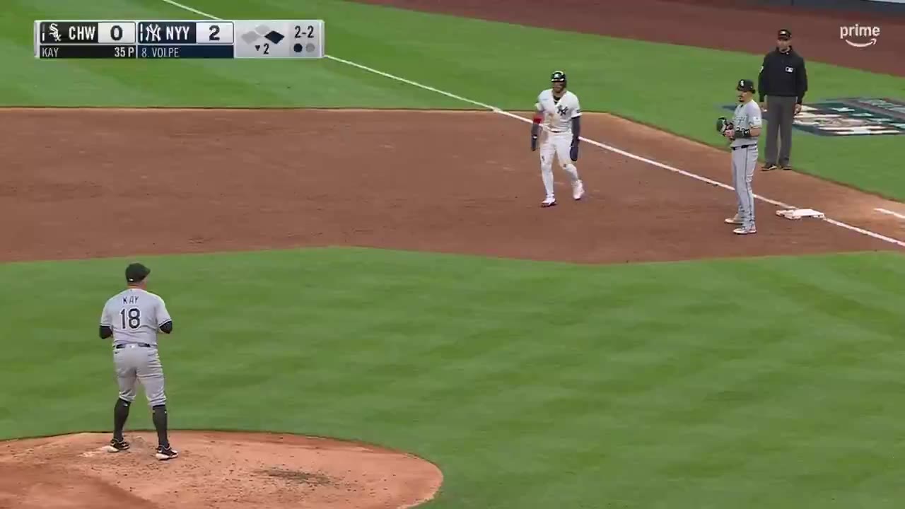 Eric Hubbs: Competition breeds success. Volpe driving in Cabby with a triple. Look at the fellas go
 https://t.co/AYQpSBr3OA