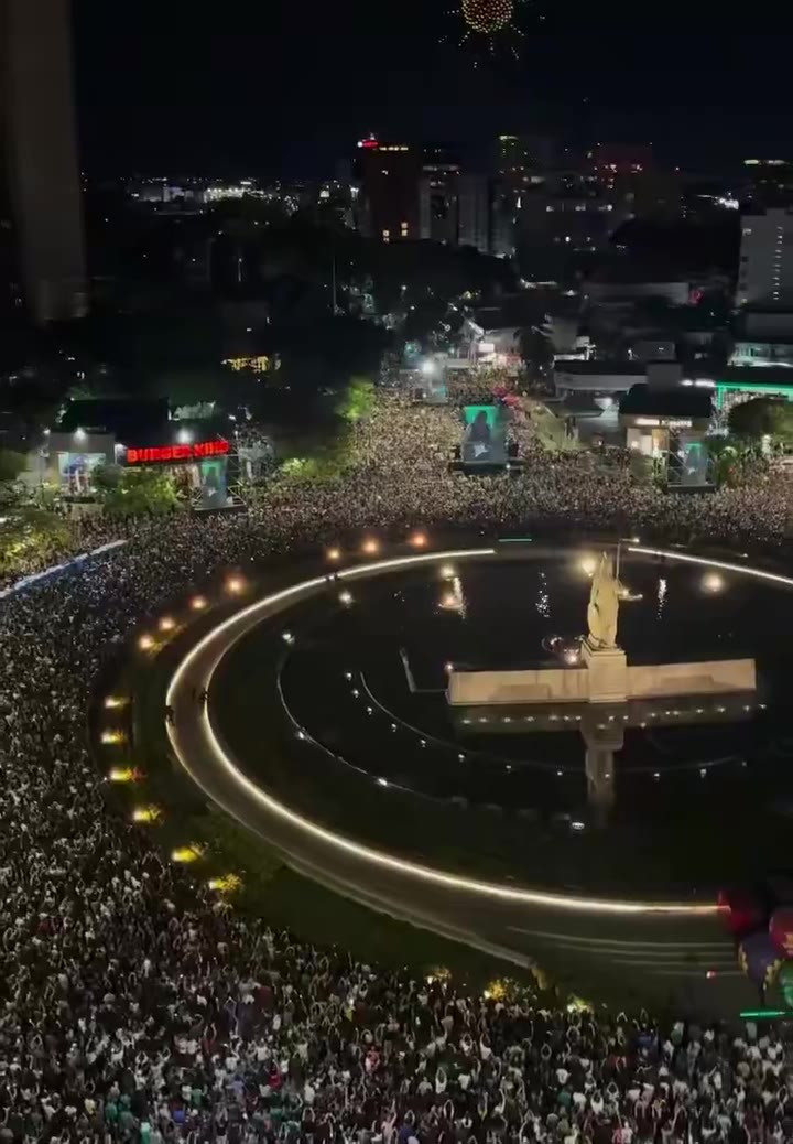 Barstool Sports: Last Night, Mexico City looked like New York City during the Knicks parade, following Mexico's 1-0 win over South Korea