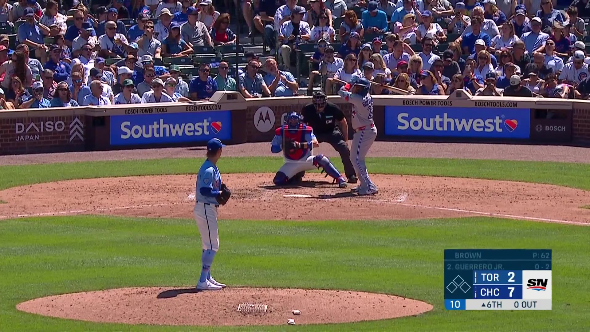 Barstool Baseball: Vladdy’s back is barking. Came out of the game after this AB. https://t.co/ToNlufCzJ5
