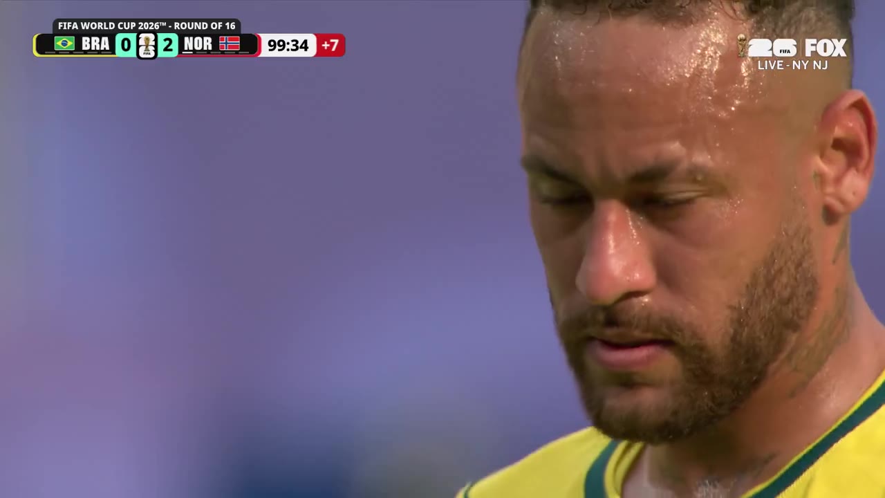 Barstool Sports: Neymar from the spot!

Things are getting chippy https://t.co/QwmxalQbdu