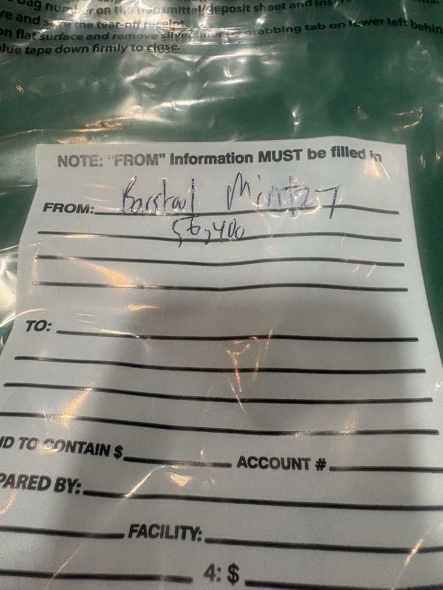 Mintzy: Onto Day 2 @WSOP Main w/ 56,400 chips
Survive & Thrive….. https://t.co/EQNfZOeQS6