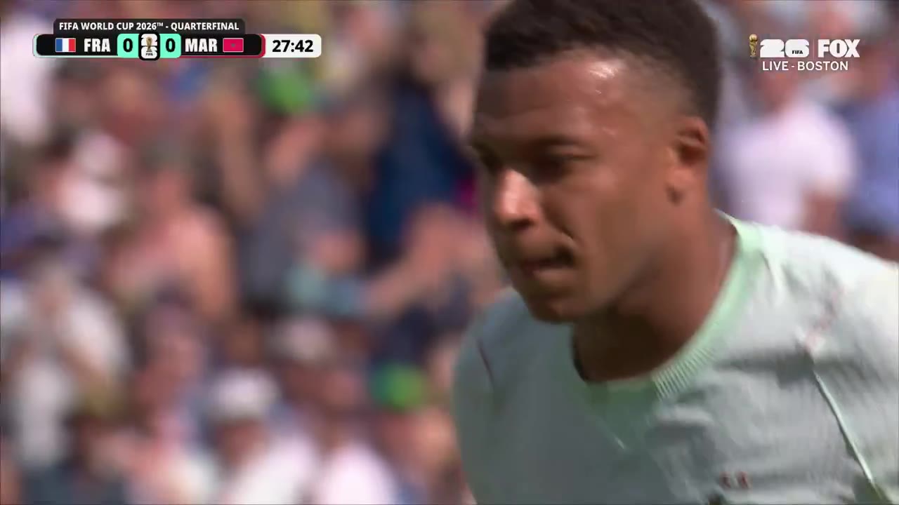 Barstool Sports: OH NO MBAPPE https://t.co/nHjenJLChD