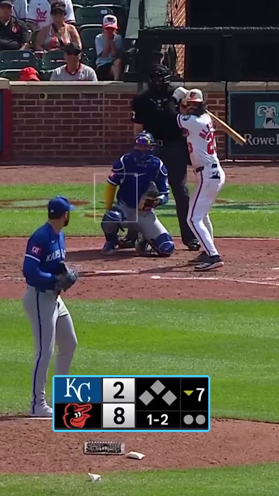 Jomboy Media: Benches and bullpens emptied between the Orioles and Royals after Blaze Alexander was plunked by Lucas Erceg