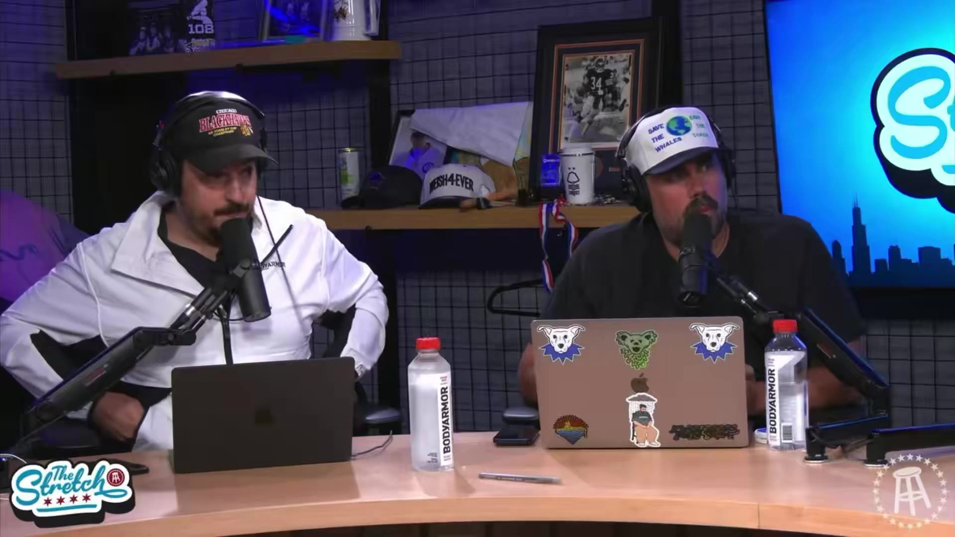 Viva La Stool: Big Cat is receiving his big check next Monday at Wrigley!!!

“And on top of it I convinced the Cubs we’re gonna do a on