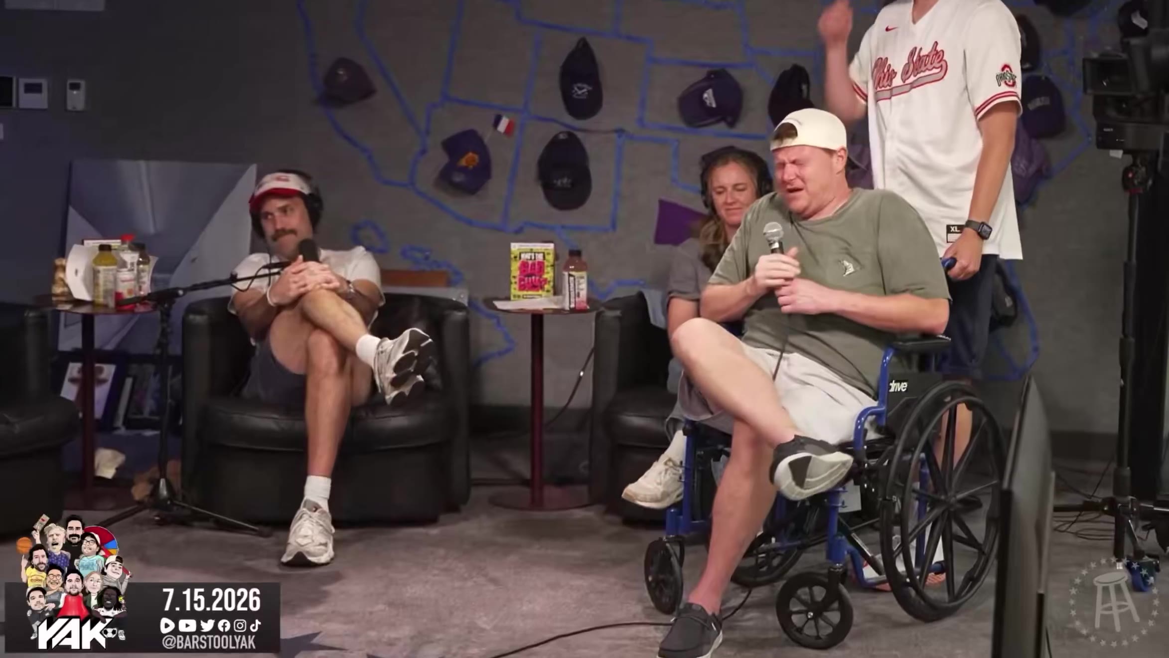 Viva La Stool: “Why does he look vaguely 14?” -Nick

“He’s the fat kid from Billy Madison” -Big Cat

“Detweiler” -KB https://t.co/ejeKM