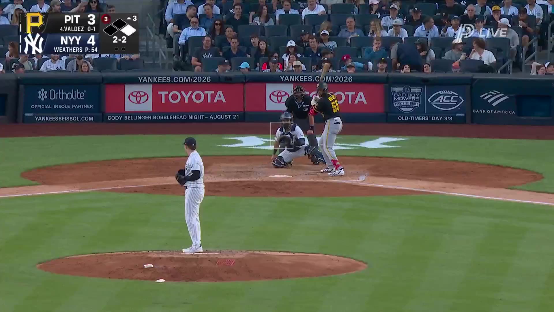Barstool Baseball: CLEAR THE DECK

The Yankees 4-0 lead is gone  https://t.co/doJGB6G8YL