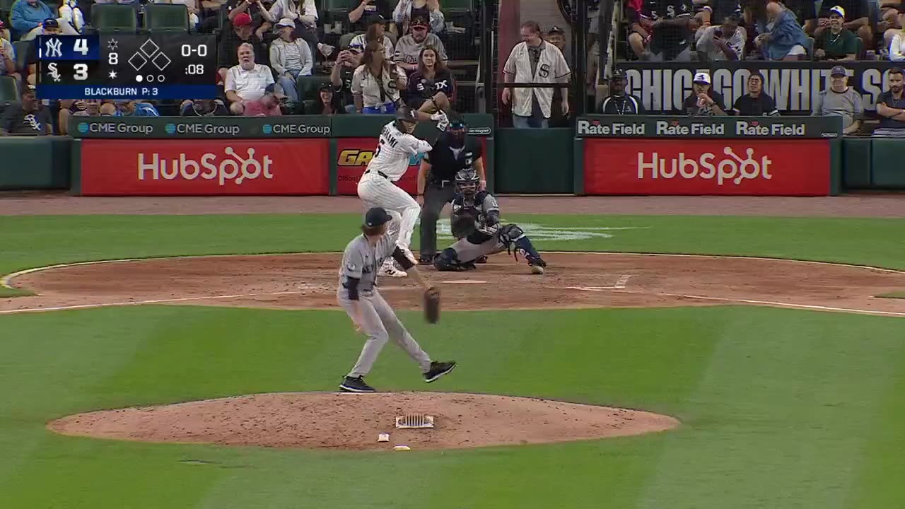 Barstool Chicago: WE’VE GOT LIFE

TIE GAME THANKS TO ANTONACCI AND MURAKAMI https://t.co/NlR9ZWKjQs