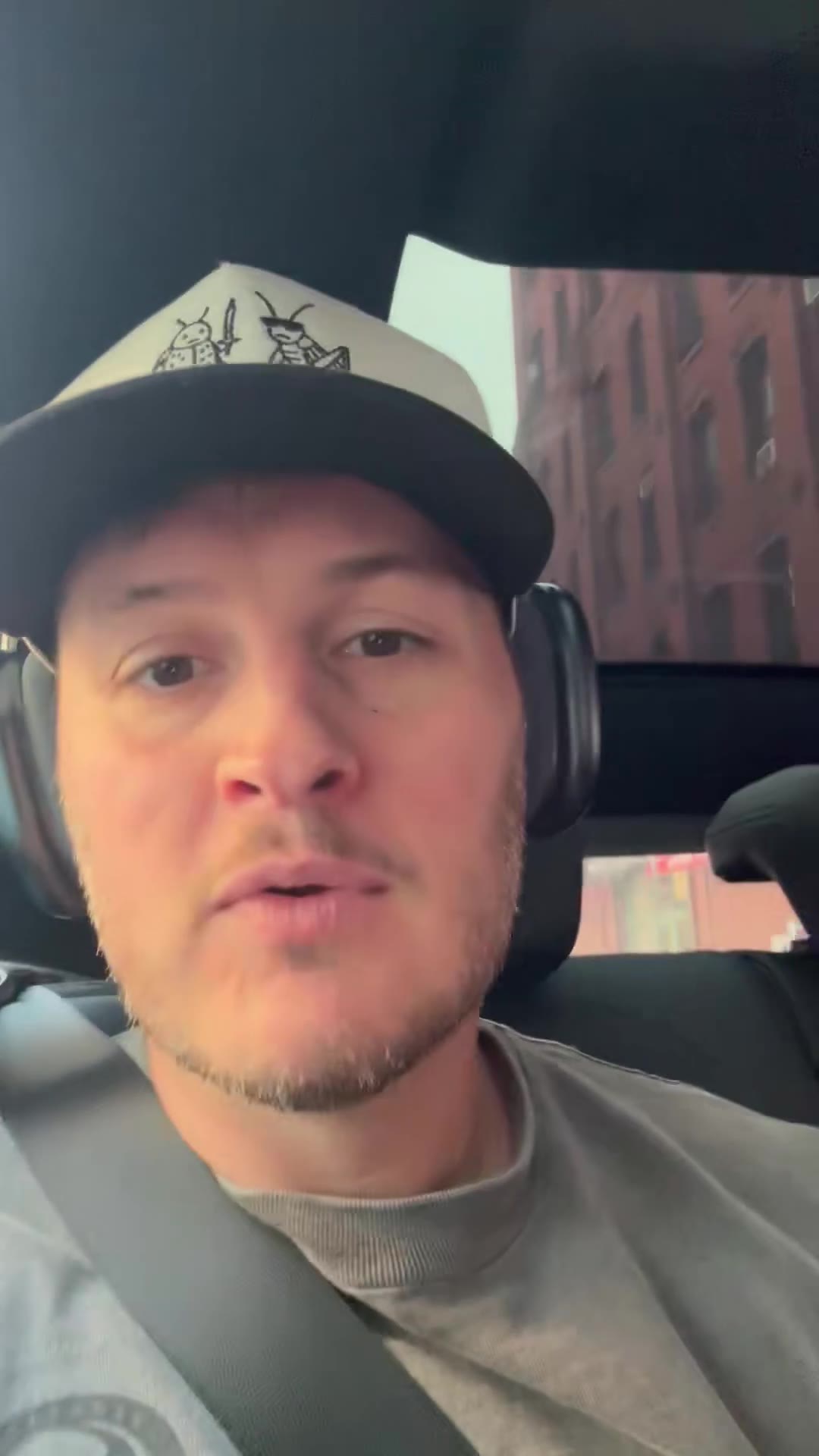 rone’s gamblin corner: RDC this morning, I give some untold shh about episodes 1 and 2 of surviving barstool https://t.co/KIPWxuXvYR