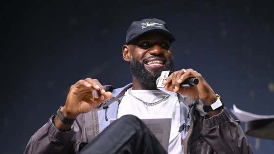 Barstool Sports: LeBron is officially a YouTuber after he started a channel to film his golf career https://t.co/Lw1gCjJMYa