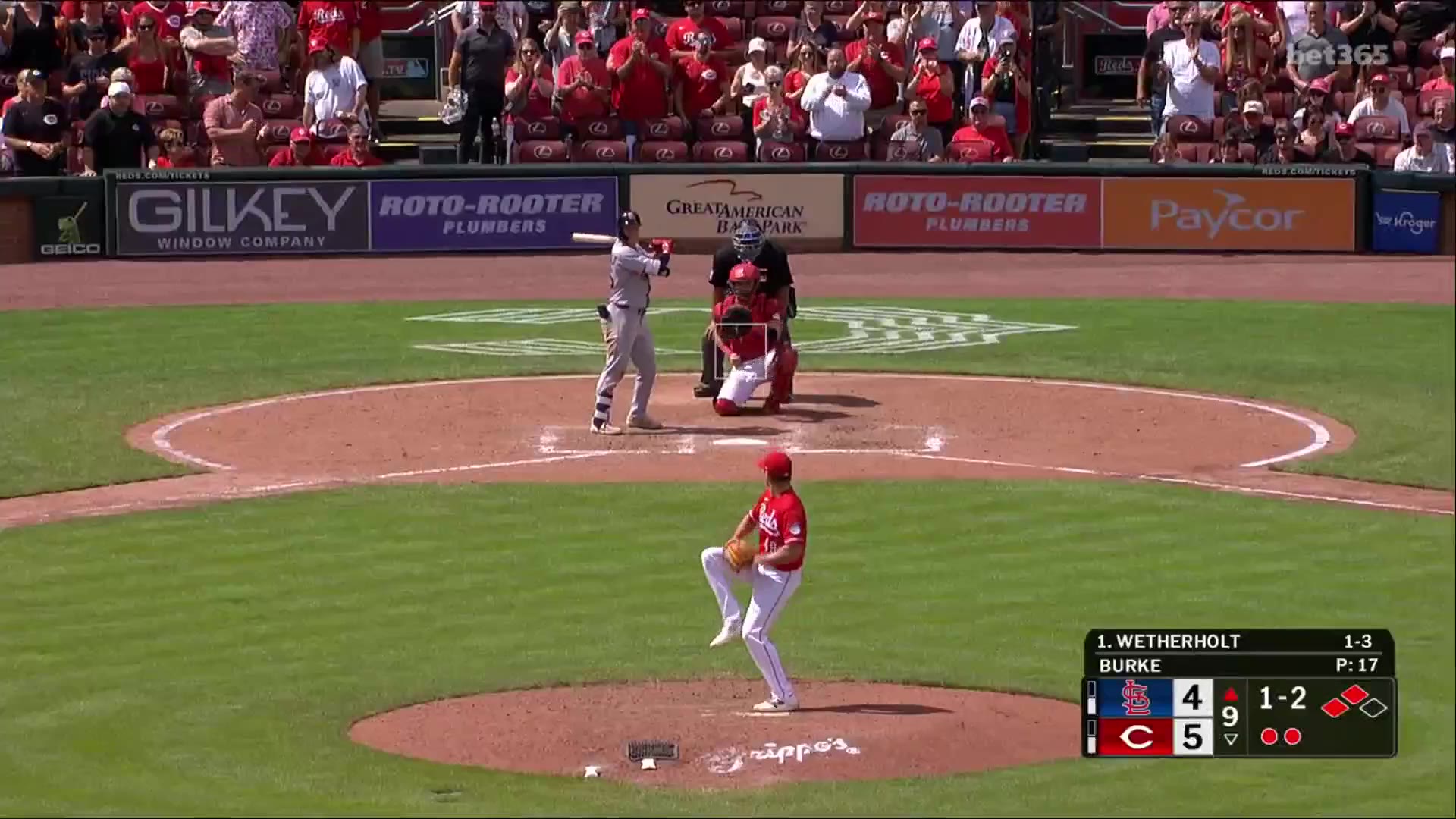 Barstool Baseball: My goodness…..what is happening in the Cincinnati outfield! Cards down to their last out and end up tying it  https://t.