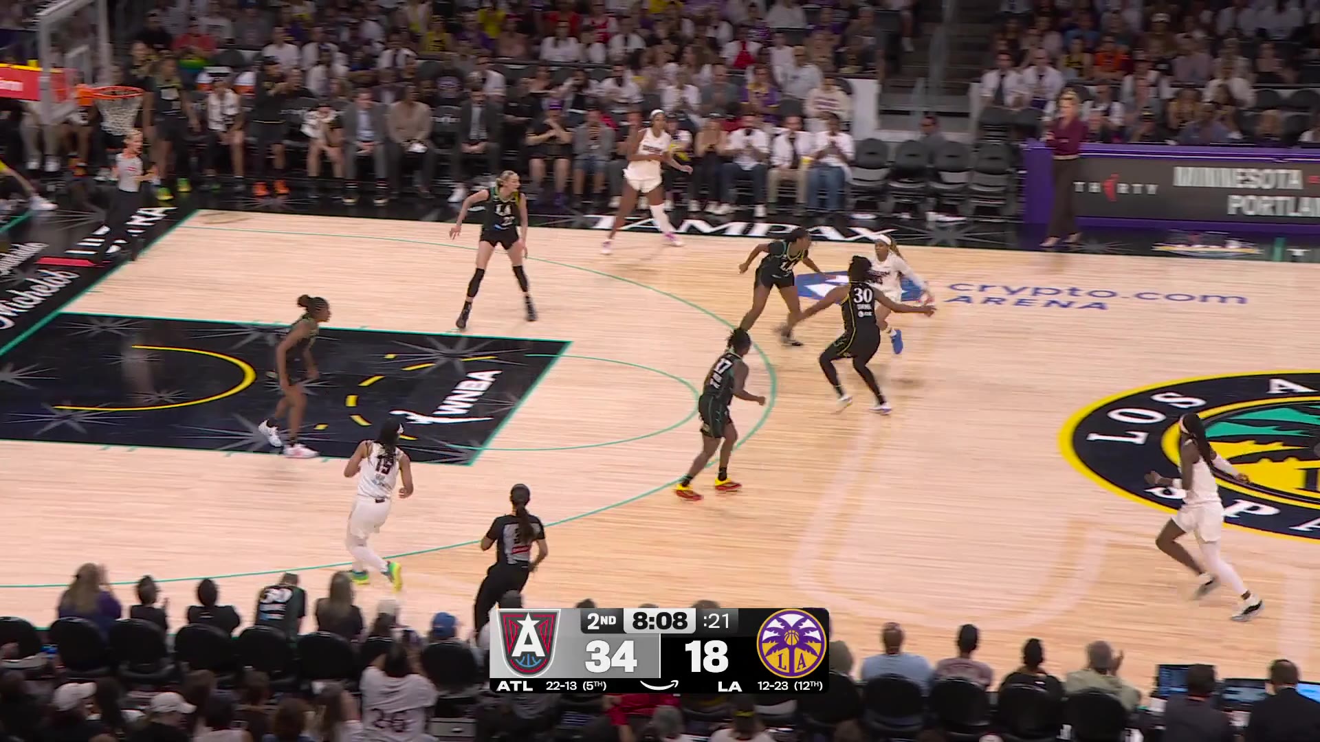 NBA: 10-0 ANGEL REESE RUN 🔥

She leads all scorers with 16 points on a perfect 7-7 shooting on Prime!  https://t.co/hiLD4urx