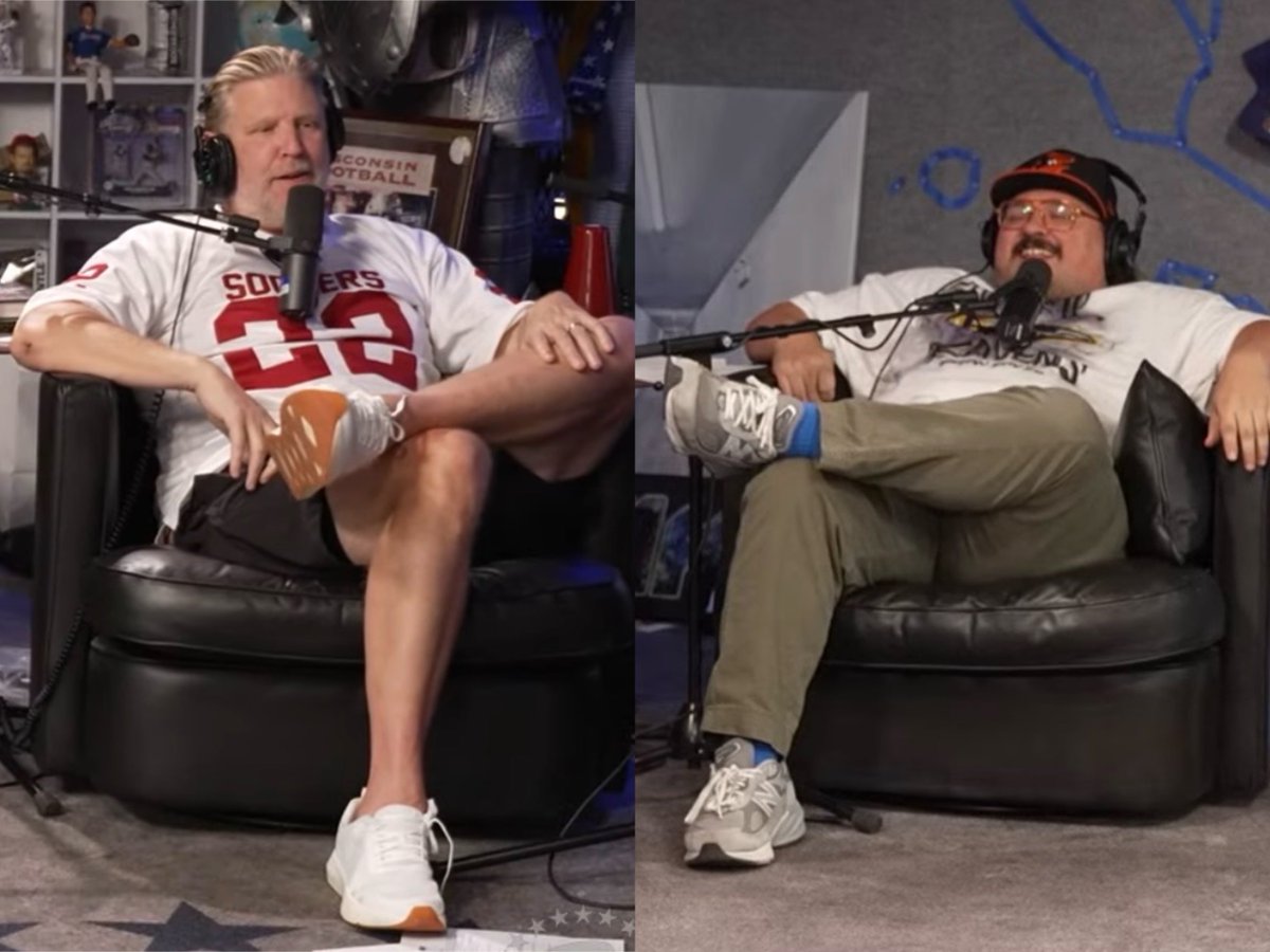 Viva La Stool: “How are you fitting in that chair like that?” -BFW

“Can we get a side-by-side of how me and Brandon look in these fuck