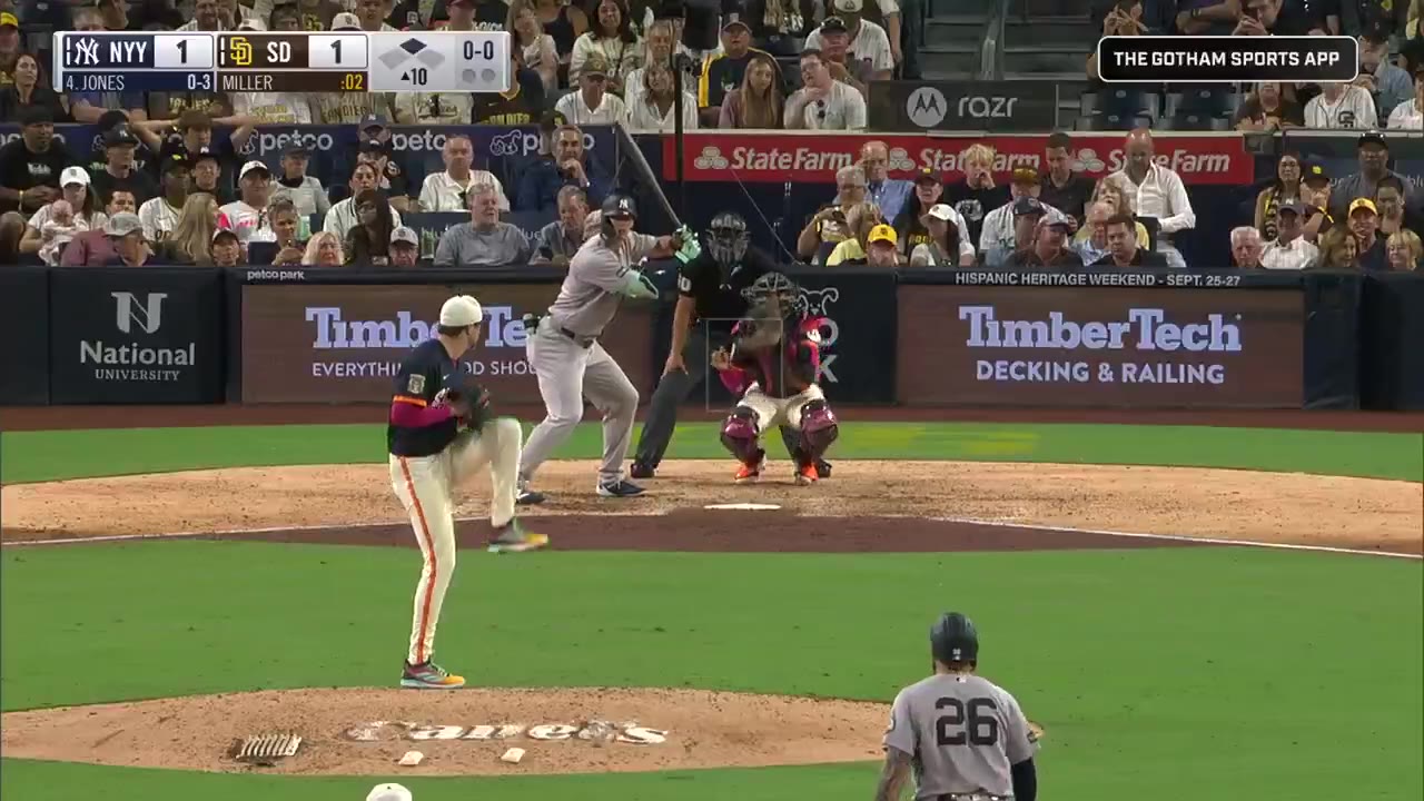 Foul Territory: Spencer Jones puts the Yankees ahead in extras!

(Via: @Yankees)