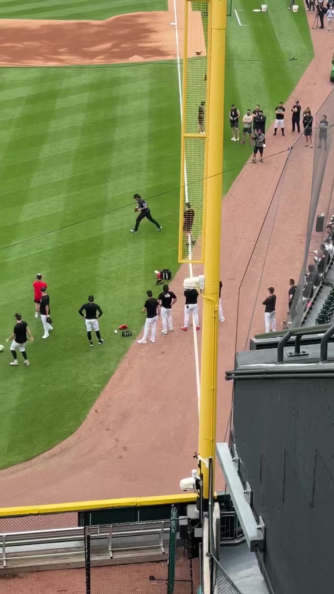 White Sox's Mike Vasil throws first pitch since Tommy John surgery
