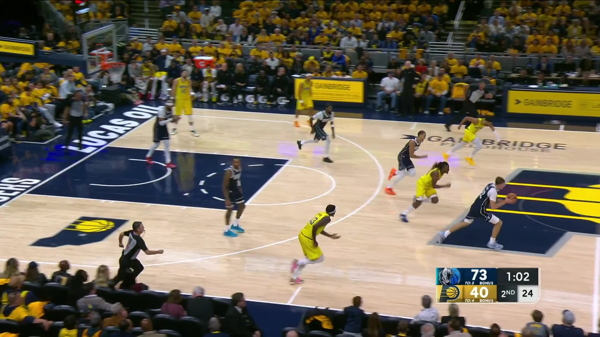 Cooper Flagg hurts shoulder on Aaron Nesmith flagrant